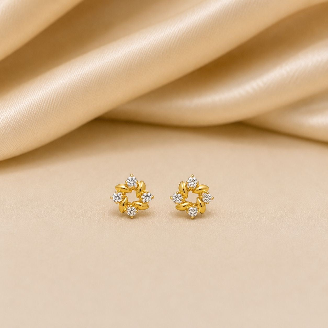 Geometric Wreath Star Wheel Studs