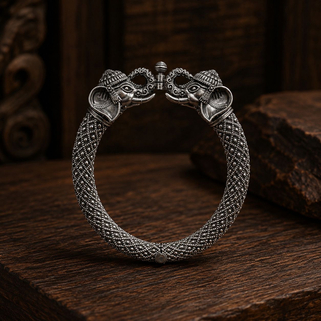 Oxidized Elephant-Head Torque Men’s Kada