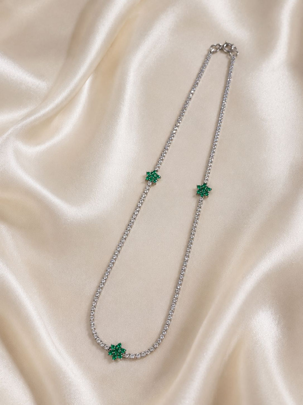 The Emerald Blossom Chain
