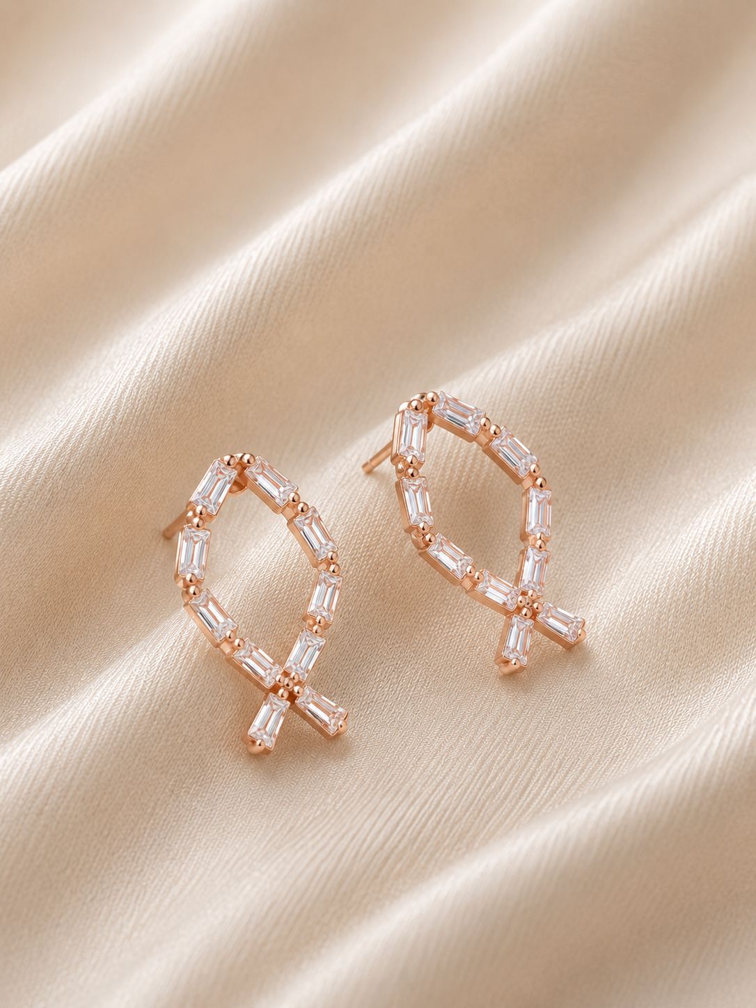 Infinite Ribbon Studs