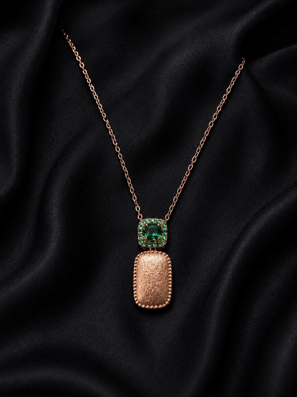 Imperial Emerald Frame Chain