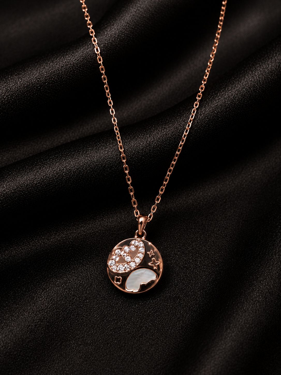 Stardust Medallion Chain